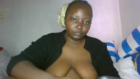 Snapshot of nge387170 chatting on 25, 5, 2026 nge387170 online show from 25, 5, 2026
