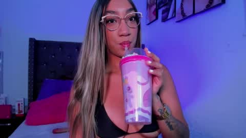 Nia online show from 8, 4, 2026