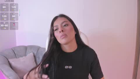 Nia online show from 17, 2, 2025