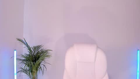 Nia online show from 8, 3, 2025