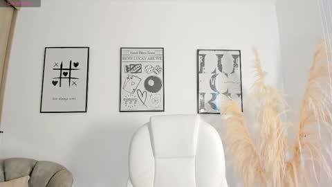 Nia online show from 18, 11, 2025