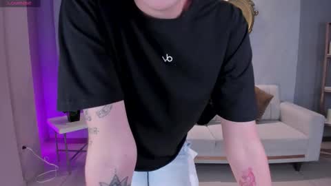 SQUIRTER DOLL    online show from 16, 12, 2025