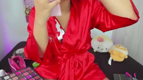  Nia  online show from 6, 10, 2025