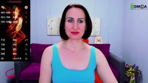 niasmithh online show from 1, 3, 2025