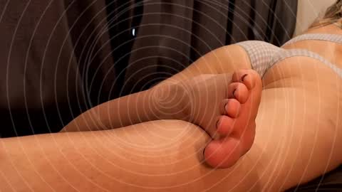 Snapshot of niatonoori chatting on 15, 4, 2026 Kim online show from 15, 4, 2026