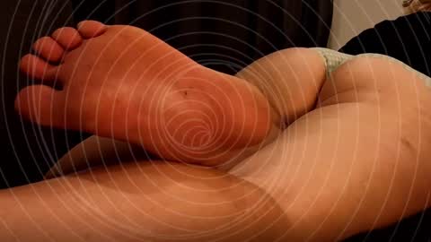 Snapshot of niatonoori chatting on 17, 4, 2026 Kim online show from 17, 4, 2026