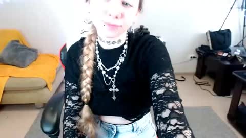 nica_kawaii online show from 11, 3, 2026