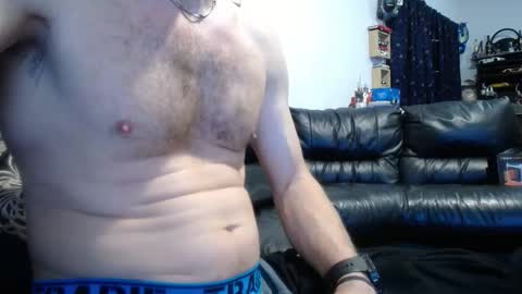 Snapshot of niceasscammo69 chatting on 12, 10, 2025 niceasscammo69 online show from 12, 10, 2025