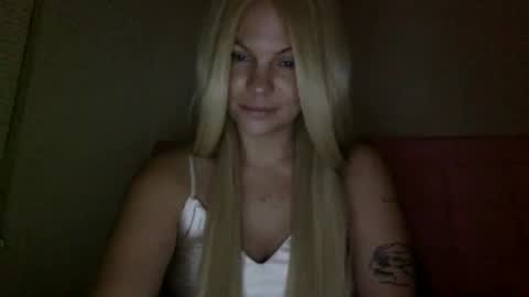 Snapshot of nicecolddrink2 chatting on 29, 11, 2025 Amber online show from 29, 11, 2025