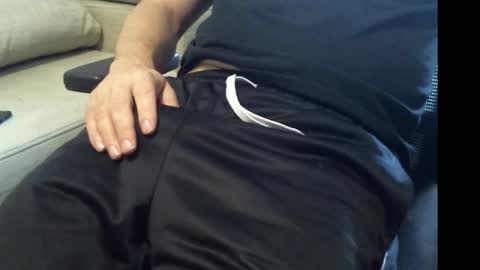 niceeggs0815 online show from 16, 9, 2025