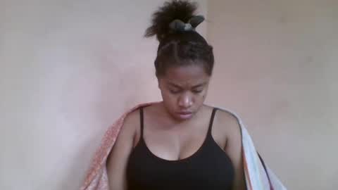 Snapshot of nicelly01 chatting on 23, 6, 2026 nicelly01 online show from 23, 6, 2026
