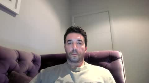 Snapshot of niciboi chatting on 22, 12, 2024 James online show from 22, 12, 2024