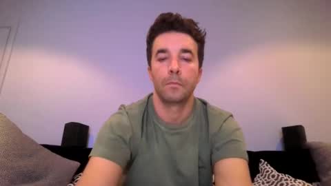 Snapshot of niciboi chatting on 30, 12, 2024 James online show from 30, 12, 2024