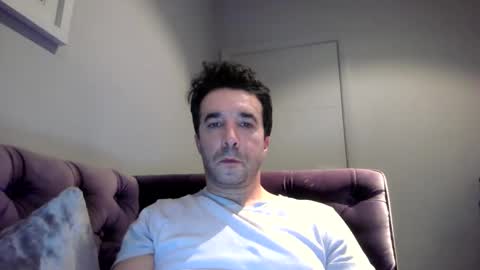 Snapshot of niciboi chatting on 23, 2, 2025 James online show from 23, 2, 2025