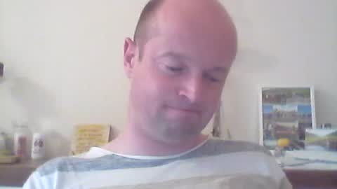 Snapshot of nick1990b chatting on 15, 6, 2026 nick1990b online show from 15, 6, 2026