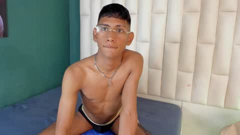 Snapshot of nick_collins20 chatting on 1, 2, 2025 Nick online show from 1, 2, 2025