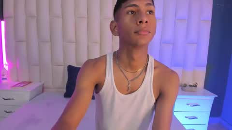 Snapshot of nick_collins20 chatting on 18, 2, 2025 Nick online show from 18, 2, 2025