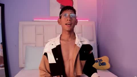 Snapshot of nick_collins20 chatting on 14, 2, 2026 Nick online show from 14, 2, 2026