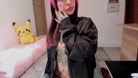 Snapshot of nicki_1 chatting on 12, 3, 2025   Help me reach 100 thumbs up online show from 12, 3, 2025