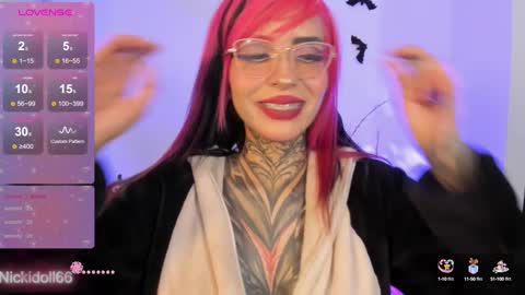 Snapshot of nicki_1 chatting on 7, 10, 2025   Help me reach 100 thumbs up online show from 7, 10, 2025