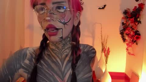 Snapshot of nicki_1 chatting on 12, 10, 2025   Help me reach 100 thumbs up online show from 12, 10, 2025