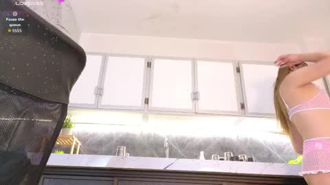 Snapshot of nicki__snow chatting on 17, 3, 2026 Your baby Nicol online show from 17, 3, 2026