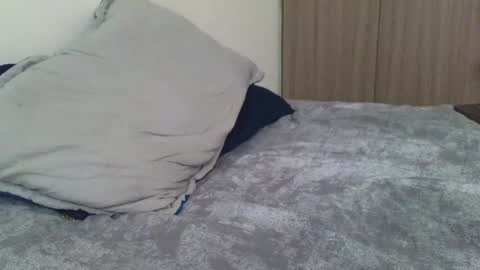 Nicolas              online show from 5, 2, 2025