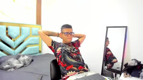Snapshot of nickk_jonson chatting on 8, 4, 2026 nickk_jonson online show from 8, 4, 2026