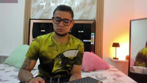 Snapshot of nickk_jonson chatting on 4, 5, 2026 nickk_jonson online show from 4, 5, 2026