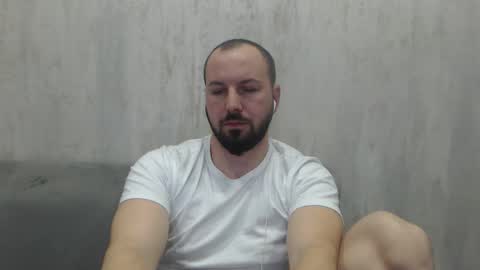 Snapshot of nickolas22 chatting on 13, 12, 2025 Julian online show from 13, 12, 2025