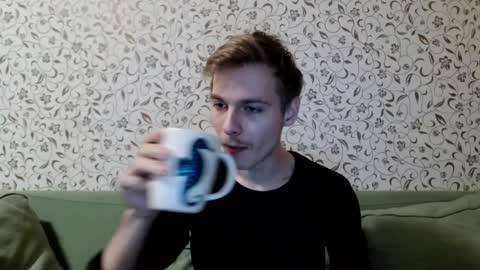 Snapshot of nicksuper8 chatting on 17, 12, 2024 Nick online show from 17, 12, 2024