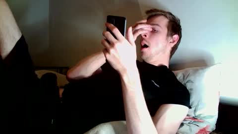 Snapshot of nicksuper8 chatting on 28, 10, 2025 Nick online show from 28, 10, 2025