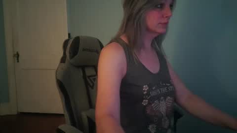 Snapshot of nickus9 chatting on 24, 7, 2026 Nicky Valentine online show from 24, 7, 2026