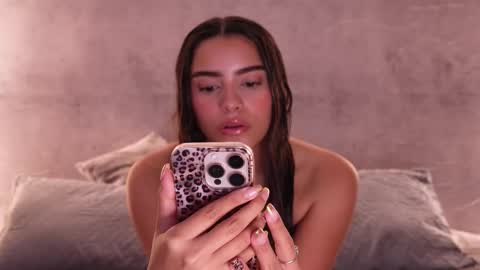 Snapshot of nicky_and_blake chatting on 22, 11, 2025 nicky and blake online show from 22, 11, 2025