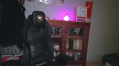 Snapshot of nicky_mart chatting on 22, 12, 2025 Nicki Danny online show from 22, 12, 2025