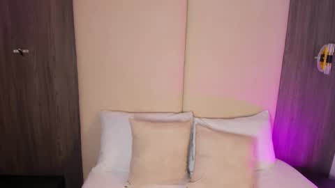 Snapshot of nicky_peyton chatting on 5, 2, 2026 Nicky online show from 5, 2, 2026