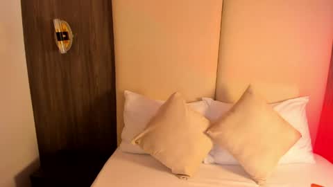 Snapshot of nicky_peyton chatting on 17, 3, 2026 Nicky online show from 17, 3, 2026