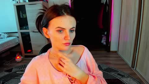 Snapshot of nicky_weekends chatting on 5, 2, 2025 Nicky Weekends online show from 5, 2, 2025