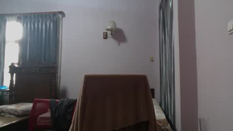 Snapshot of nickyang75 chatting on 13, 12, 2024 nickyang75 online show from 13, 12, 2024