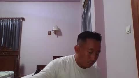 Snapshot of nickyang75 chatting on 11, 10, 2025 nickyang75 online show from 11, 10, 2025