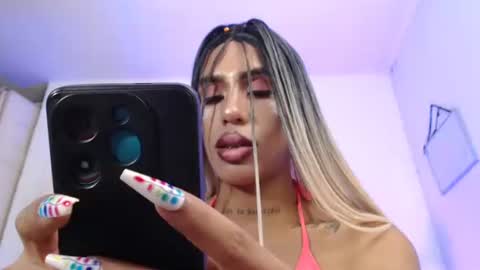 Snapshot of nico_hoot chatting on 22, 12, 2024 sammy hoot online show from 22, 12, 2024