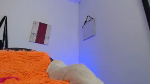 Snapshot of nico_hoot chatting on 9, 1, 2025 sammy hoot online show from 9, 1, 2025