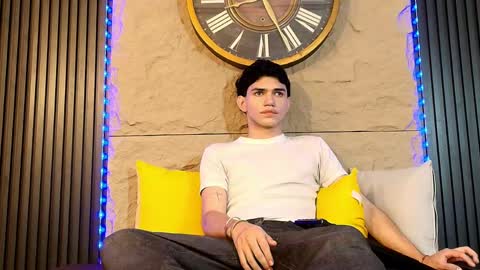 nico_monroet online show from 29, 4, 2026