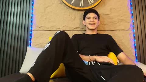 nico_monroet online show from 6, 5, 2026