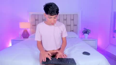 Snapshot of nicocute_ chatting on 3, 6, 2026 NICOLAS online show from 3, 6, 2026