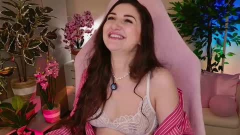 Snapshot of nicol_angel888 chatting on 28, 10, 2025 Nicole Online at about after 1000  6  UK time or 900  - 500  UK time it approximate time interval online show from 28, 10, 2025