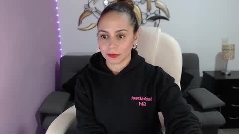 Snapshot of nicol_storm chatting on 16, 2, 2025 nicole Storm online show from 16, 2, 2025