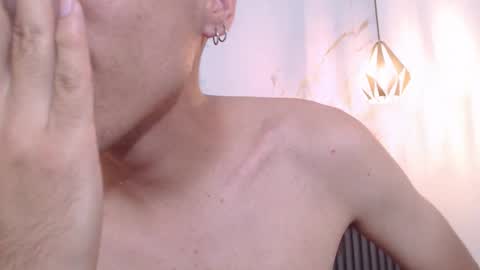 nicolasfine online show from 21, 11, 2025