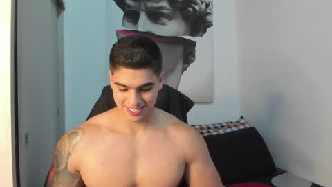 Snapshot of nicolasmuscle chatting on 10, 12, 2024 Andres online show from 10, 12, 2024