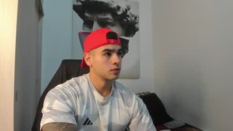 Snapshot of nicolasmuscle chatting on 3, 1, 2025 Andres online show from 3, 1, 2025